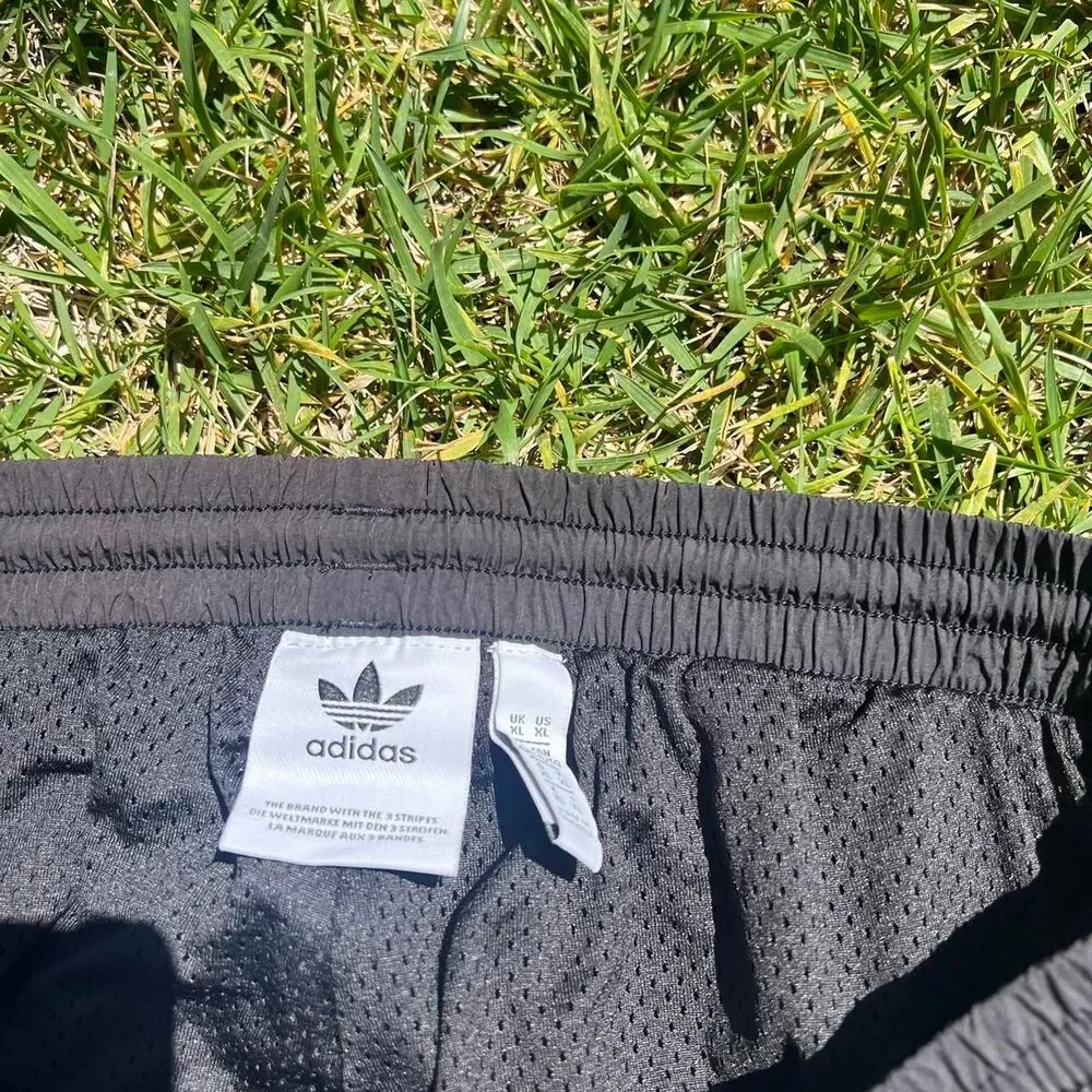 Adidas y2k sweatpants mens size XL designed